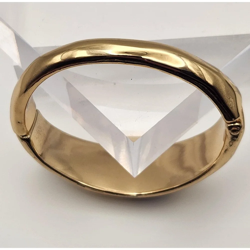 Robert Lee Morris RLM SOHO Gold Tone Hinged Bangle Bracelet Purple Crystal